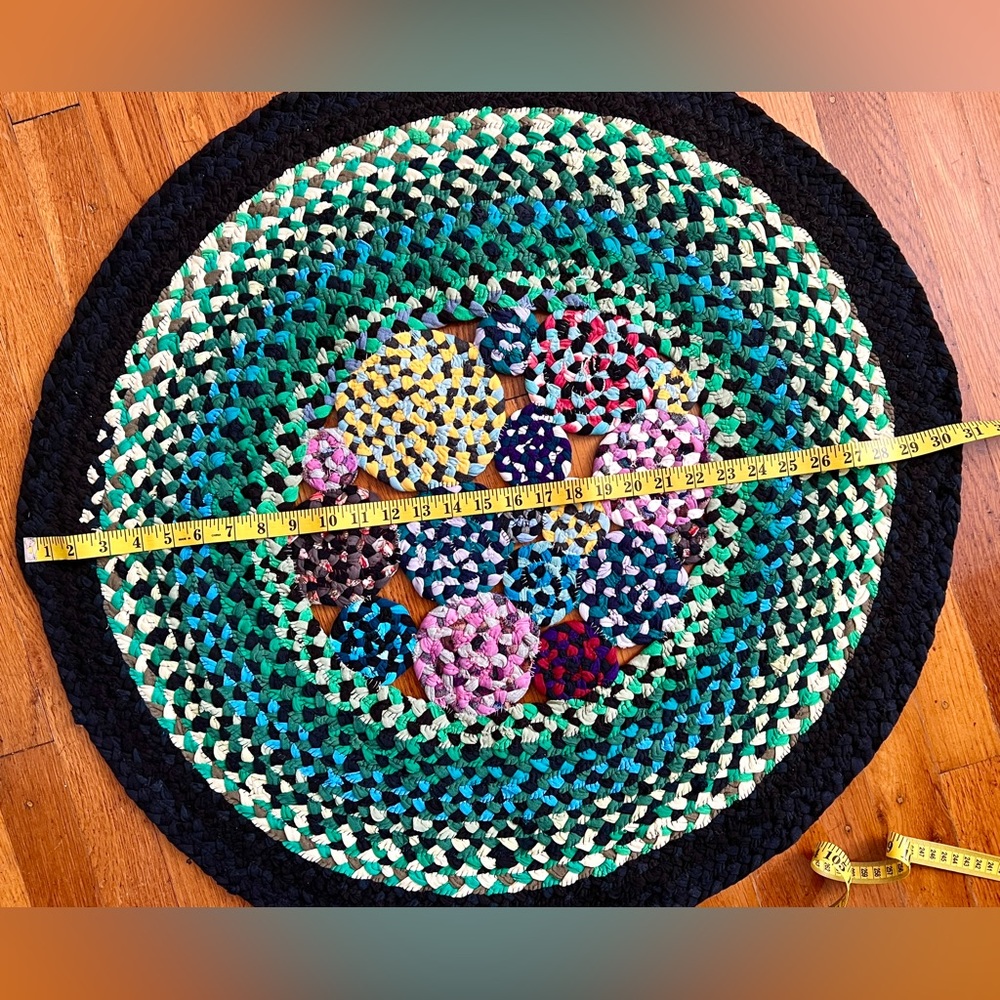 Handbraided Rug - Green Garden - Picture 8 of 12